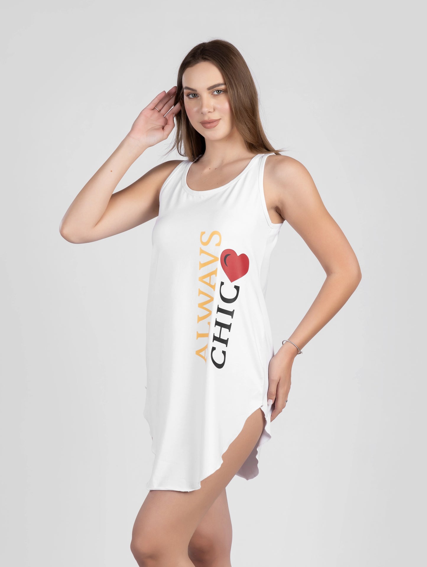 قميص نوم بطبعة ALWAYS CHIC